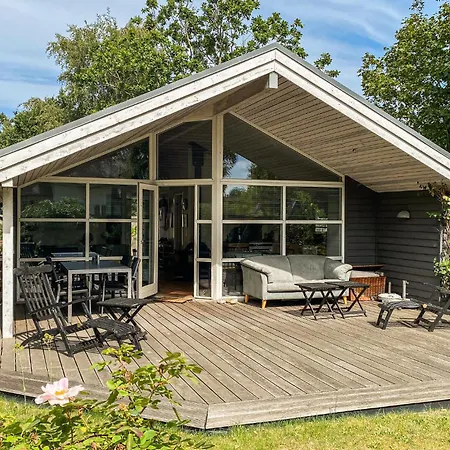 Ferienhaus 1 Bedroom Gorgeous In
